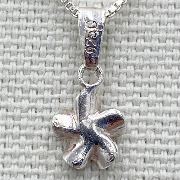Vintage Sterling Silver Plumeria Flower Pendant Necklace - Picture 8 of 11